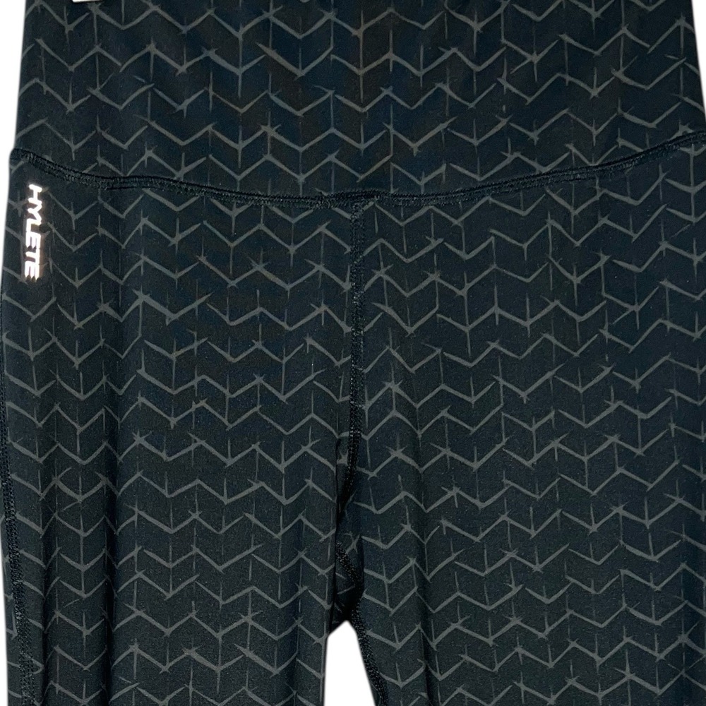 Hylete Womens Black Grey Chevron Print High Rise Crop Leggings Small A181211